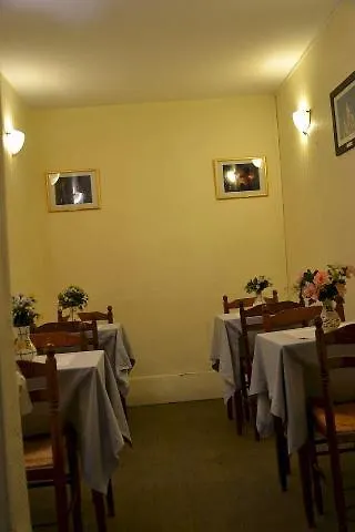 Montpellier 2* Paris